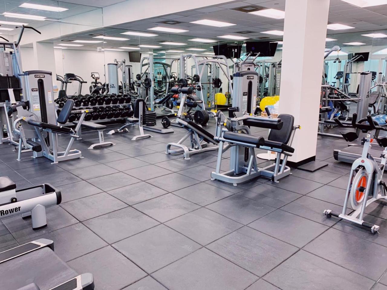 מלון ג'ורג' טאון Palm Heights מראה חיצוני תמונה